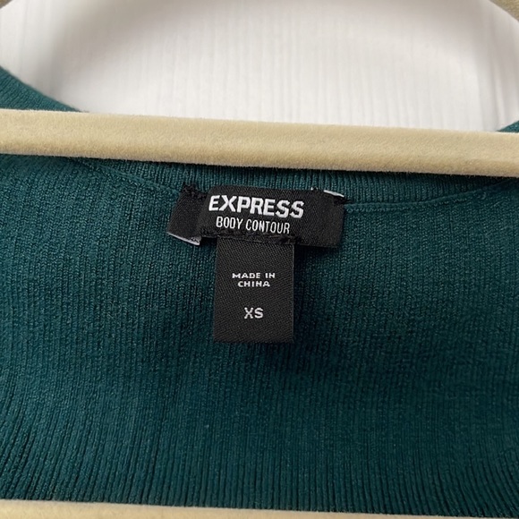 Express Body Contour Long Sleeve - Picture 4 of 4
